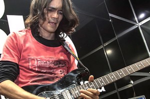 img_music270813_santoangelo