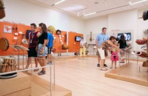 interiorexhibit-320x210