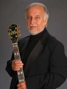 img-1017249-roberto-menescal