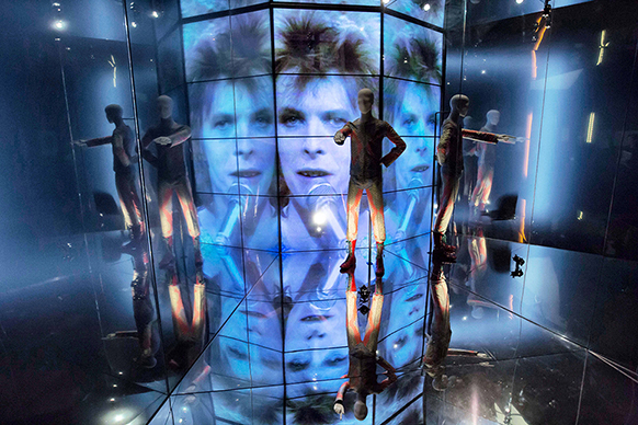 img_music030214_davidbowie