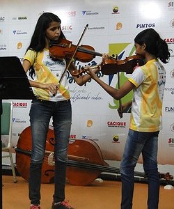 aula_msica_para_todos.jpg.300x250_q85_crop_detail